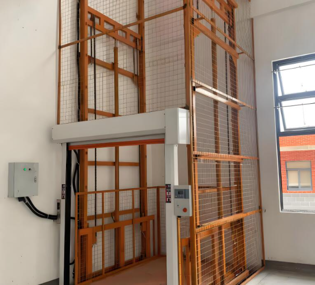 美兰升降货梯是特种设备码